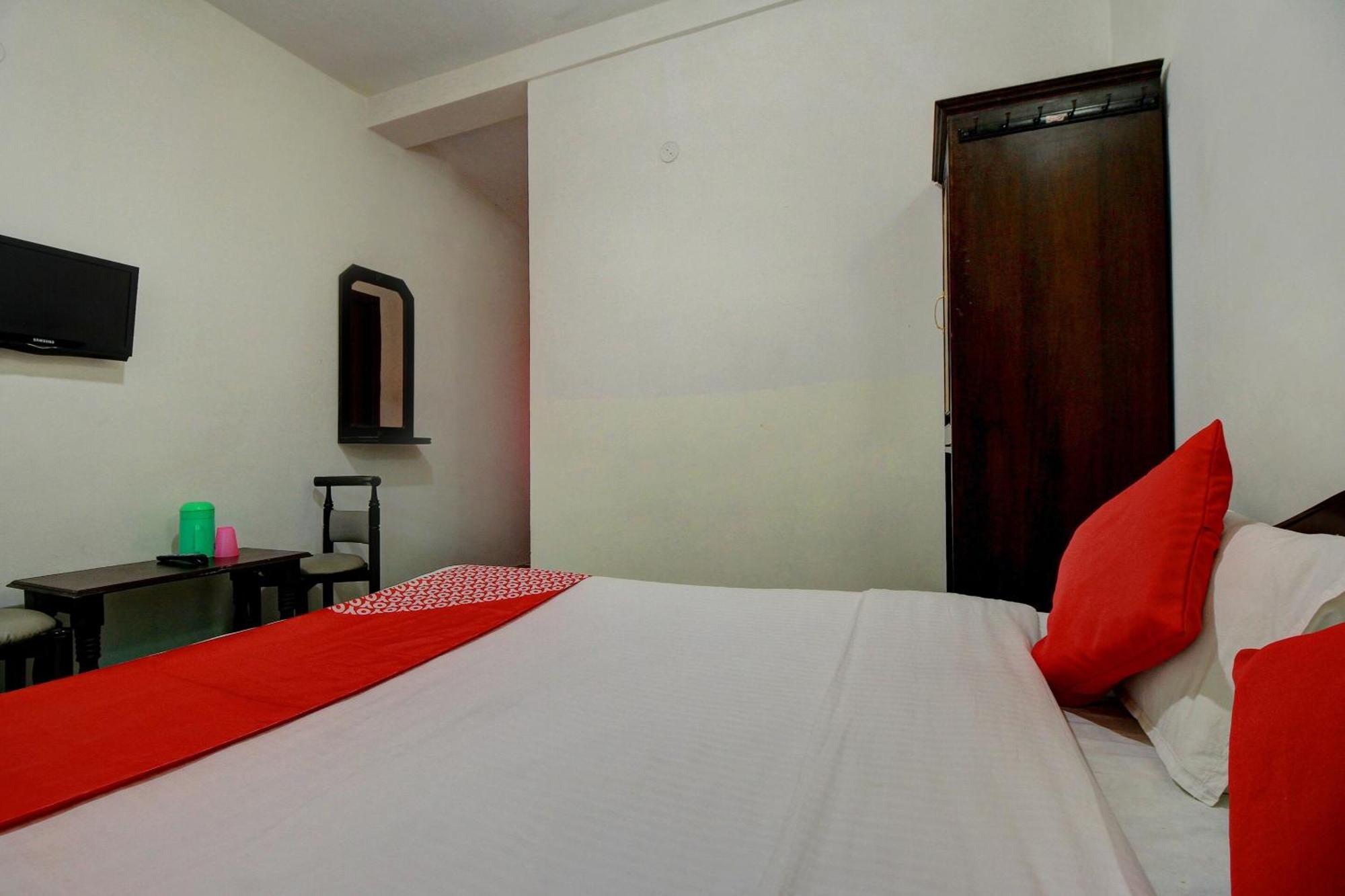 Hotel Rj Inn Kodaikanal Exteriör bild